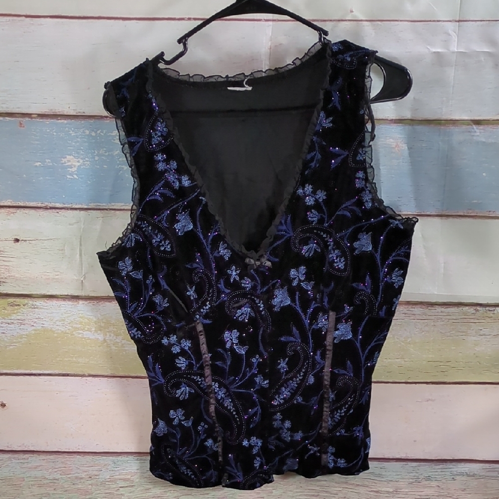Elegant Black and Blue Floral Women's Fitted Top